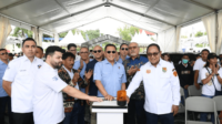 Ketua Umum Ikatan Motor Indonesia (IMI), Bambang Soesatyo membuka NTT Otomotif Festival 2023, di halaman kantor pemerintah provinsi NTT. Foto: istimewa