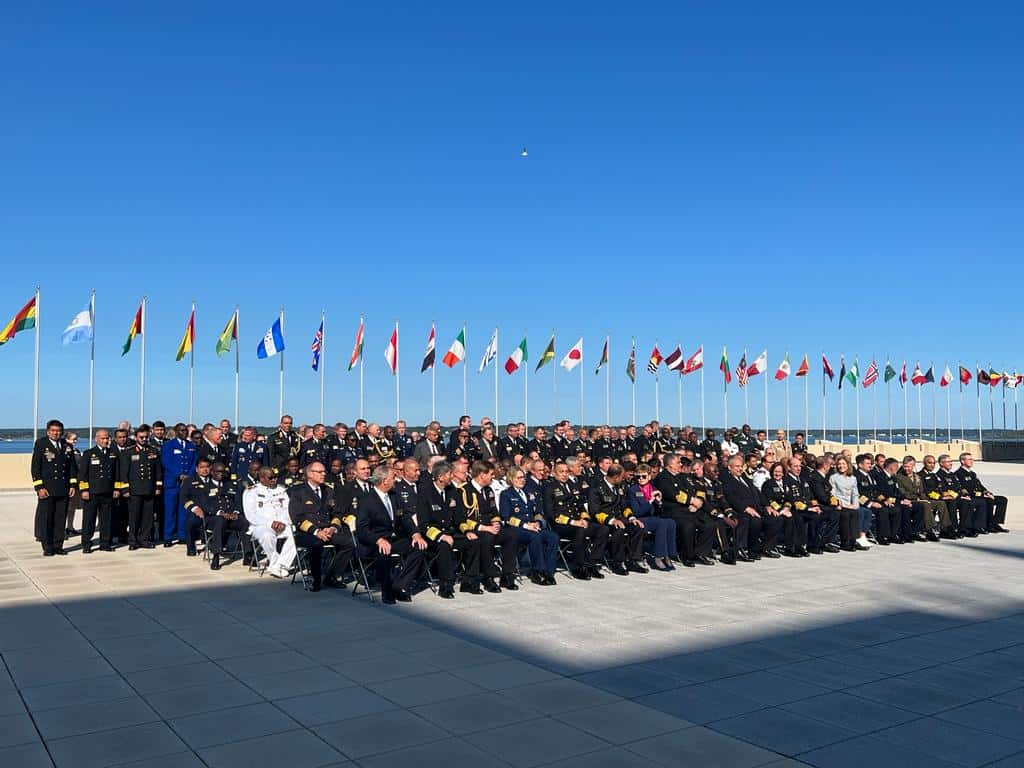 Deputi Kebijakan dan Strategi Bakamla RI Laksda Bakamla Dr. Gregorius Agung W.D. M.Tr.(Han)., mewakili Kepala Bakamla RI Laksdya TNI Dr. Irvansyah, S.H., menghadiri kegiatan International Seapower Symposium (ISS) Tahun 2023 yang diselenggarakan di Naval War College, Newport-Rhode Island, USA. Foto: Humas Bakamla RI/Kapten Bakamla Yuhanes Antara, S.Pd
