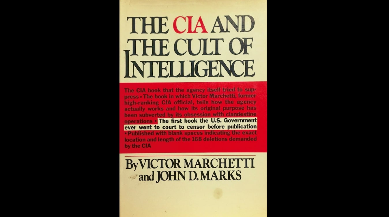 Buku The CIA and the Cult of Intelligence karya Victor Marchetti. Foto: istimewa