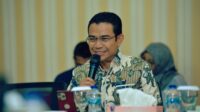 Anggota Komisi VII DPR RI Hendry Munief, saat mengikuti pertemuan bersama jajaran RRI Kalbar, di Pontianak, Kalimantan Barat, Jumat (12/9/2025). Foto: Eno/vel