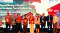 Pertemuan Regional tentang Pendidikan untuk Perdamaian Berkelanjutan antara pemerintah, tenaga pendidik, dan organisasi masyarakat sipil dari seluruh Asia Tenggara di Jakarta yang berlangsung pada 24–25 September 2025. Foto: UNESCO
