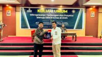 Tenaga Ahli Menteri Usaha Mikro, Kecil, dan Menengah Republik Indonesia, Ajie Kurniawan menjadi pemateri dalam kuliah umum di Politeknik Negeri Sambas (Poltesa Sambas) pada Sabtu, (27/9/2025) di Kabupaten Sambas, Kalimantan Barat. Foto: istimewa