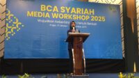Yuli Melati Suryaningrum (2) Presiden Direktur BCA Syariah, Yuli Melati Suryaningrum saat membuka media workshop 2025 bertema 'Wujudkan Keberlanjutan Penuh Berkah' di Bogor, Jawa Barat pada Jumat, (31/10/2025). Foto: pelita.co.id/Mulyono Sri Hutomo