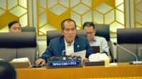 Abdul Kharis Almasyhari Wakil Ketua Komisi IV DPR RI Abdul Kharis Almasyhari saat Rapat Dengar Pendapat dengan Kepala Badan Pangan Nasional di Gedung Nusantara II, DPR RI, Senayan, Jakarta, Senin (25/11/2025). Foto: Oji/vel