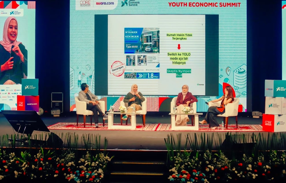 Diskusi tentang arah baru ekonomi hijau, digital, dan hilirisasi dalam Youth Economics Summit (YES) 2025 di Jakarta pada Sabtu, (15/11/2025). Foto: istimewa