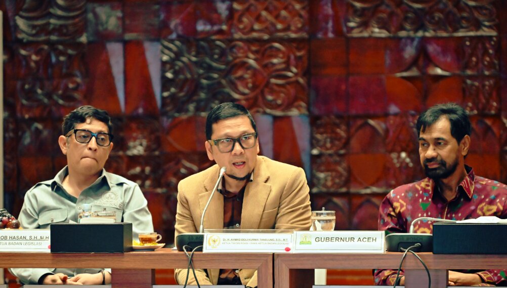 Wakil Ketua Baleg DPR RI, Ahmad Doli Kurnia dalam pertemuan bersama pemerintah daerah di Banda Aceh, Kamis (16/4/2026). Foto : Gys/Andri