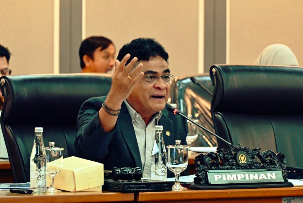 Wakil Ketua Komisi XIII DPR RI, Andreas Hugo Pareira, Rapat Dengar Pendapat (RDP) Komisi XIII DPR RI bersama Direktorat Jenderal Kekayaan Intelektual di Kompleks Parlemen, Senayan, Jakarta, Selasa (26/5/2026). Foto: Runi/Karisma