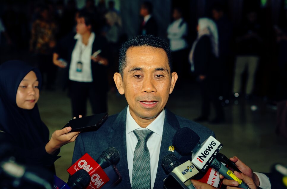 Anggota Komisi XI DPR RI, Kamrussamad, usai mendengar pernyataan Presiden Prabowo di Rapat Paripurna DPR RI ke-19 terkait Kebijakan Ekonomi Makro dan Pokok-Pokok Kebijakan Fiskal (KEM-PPKF) RAPBN 2027 di Jakarta, Rabu (20/5/2026). Foto : Mahendra/Alma