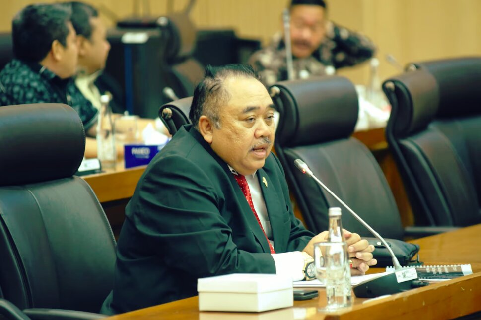 Anggota Komisi XII DPR RI, Ateng Sutisna, Dalam Rapat Dengar Pendapat (RDP) Komisi XII DPR RI bersama Deputi Bidang Investasi dan Hilirisasi Kementerian Investasi/BKPM, Selasa (3/2/2026). Foto: Jaka/Karisma.