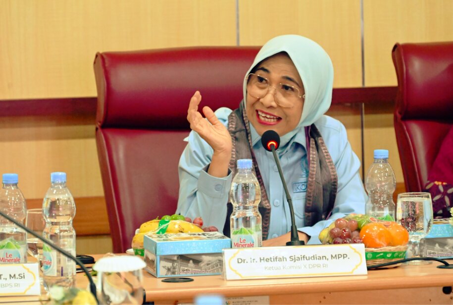 Ketua Komisi X DPR RI Hetifah Sjaifudian, saat Kunjungan Komisi X di Kota Padang, Sumatera Barat, Jumat (3/7/2026). Foto: Gal/Karisma