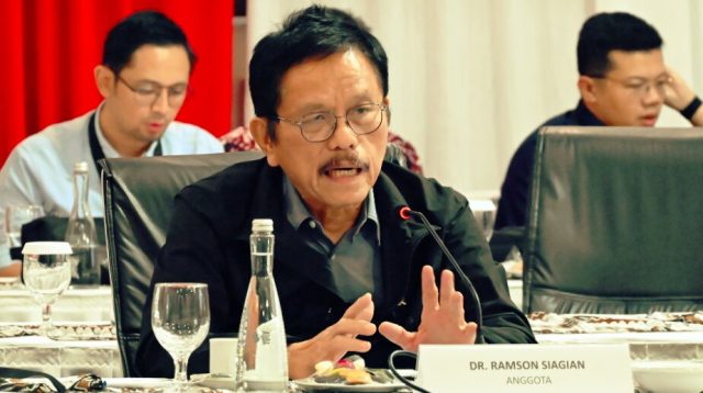 Anggota Komisi XII DPR RI Ramson Siagian saat Kunjungan Kerja Spesifik ke Surabaya, Jawa Timur, Jumat (21/8/2026). Foto: Whafir/Karisma